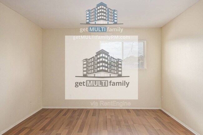 Building Photo - 1111 E Butler Dr