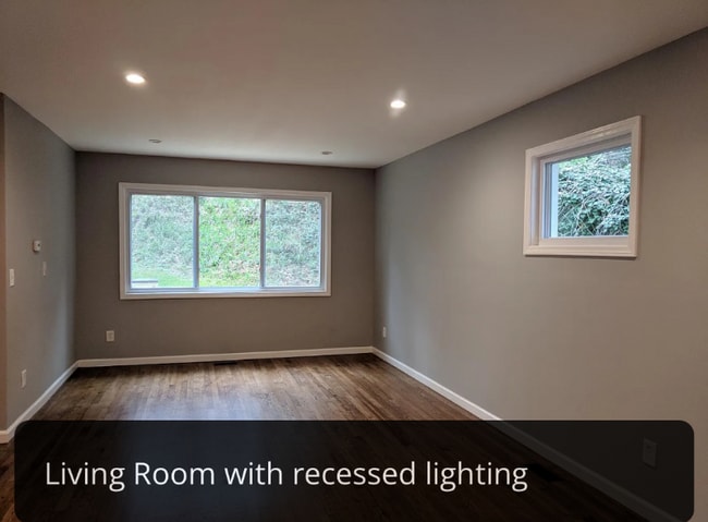 Building Photo - 2017 Kenwood Pl SE