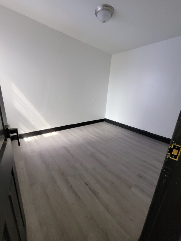 Building Photo - 1246 S Peach St