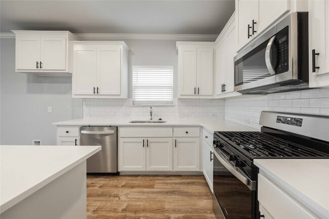 Building Photo - 354 Rock Acre Dr