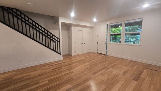 Building Photo - Newer 3-bedroom, two-story home located ju...