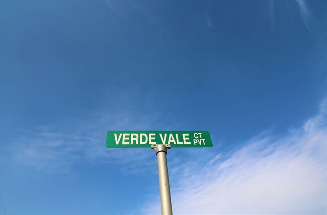 Building Photo - 6174 Verde Vale Ct