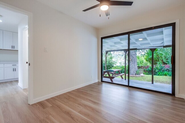 Building Photo - Charming Fully Remodeled 3-Bedroom Home in...