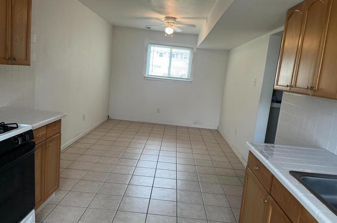 Building Photo - 120 Whitmore Dr