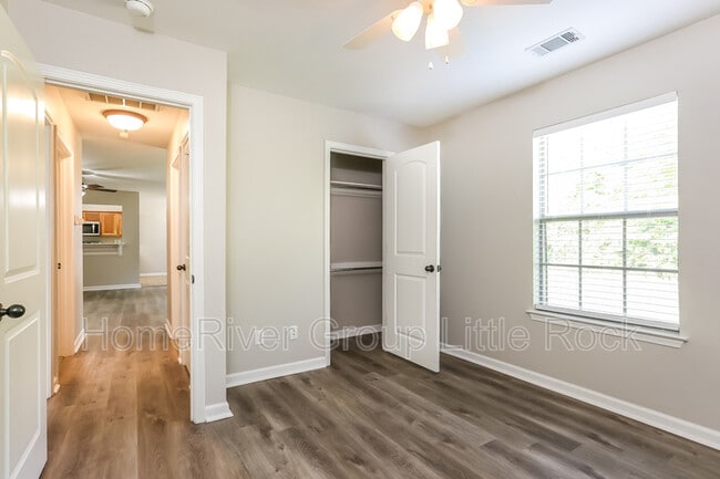 Building Photo - 13996 Pine Glen Cove