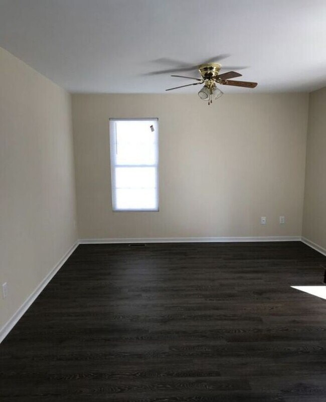 Building Photo - Charming 3BR 2 BA Cottage-Style Home in North Durham