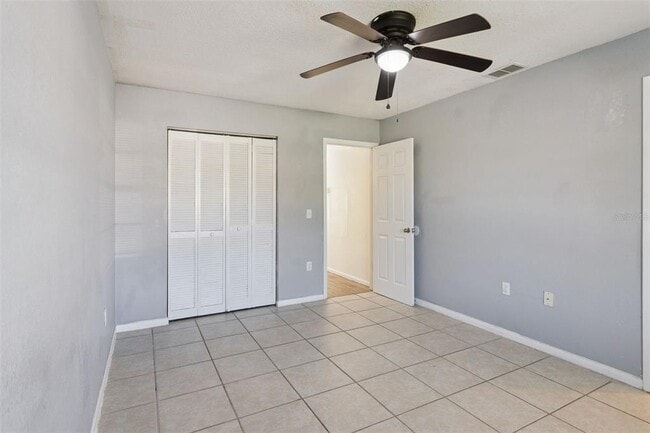 Building Photo - 1336 Fairway Dr