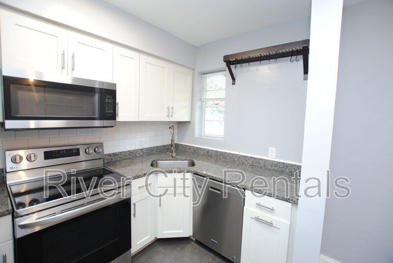 Building Photo - 4611 Blount Ave