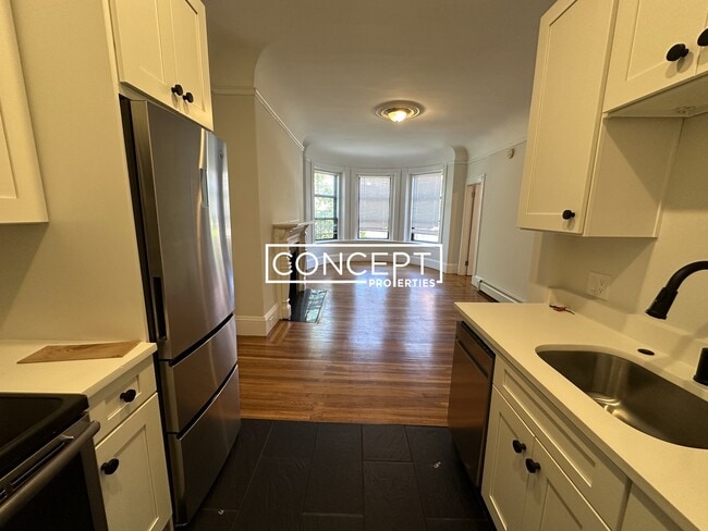 Building Photo - 501 Beacon St