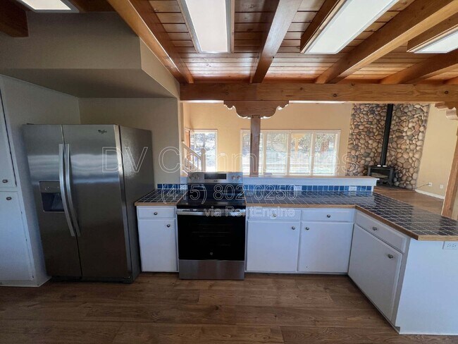 Building Photo - 2500 SW 83rd St