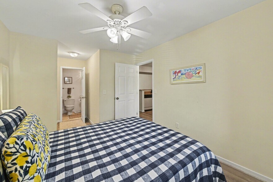 Building Photo - 1263 Marshview Dr