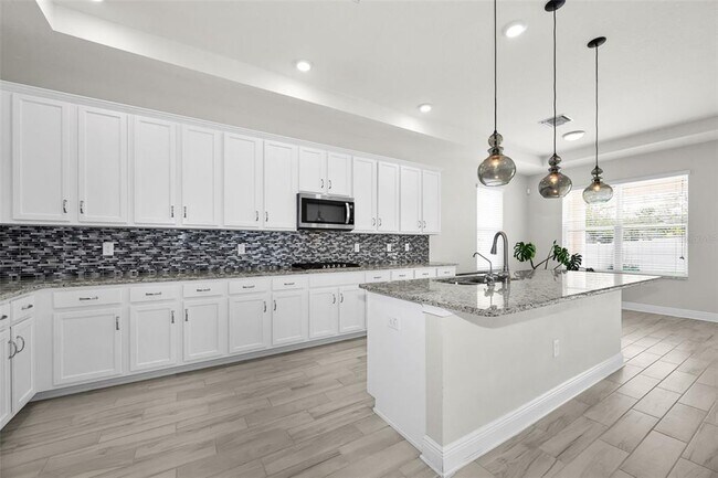 Building Photo - 21654 Billowy Jaunt Dr