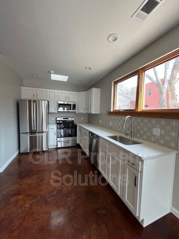 Building Photo - 2530 Veranda Rd NW