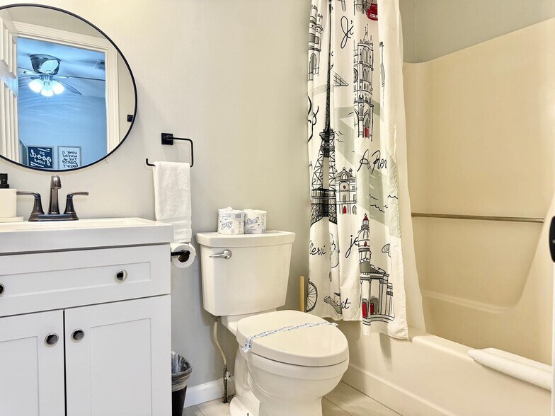 Building Photo - 1267 Sweet Pine Dr