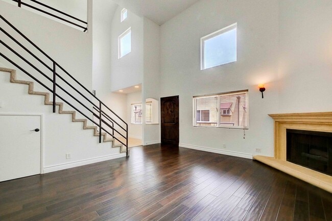 Building Photo - 4128 Whitsett Ave