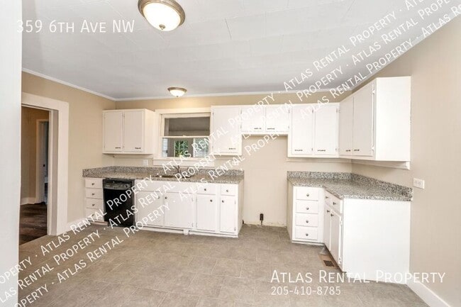 Building Photo - 359 6th Ave