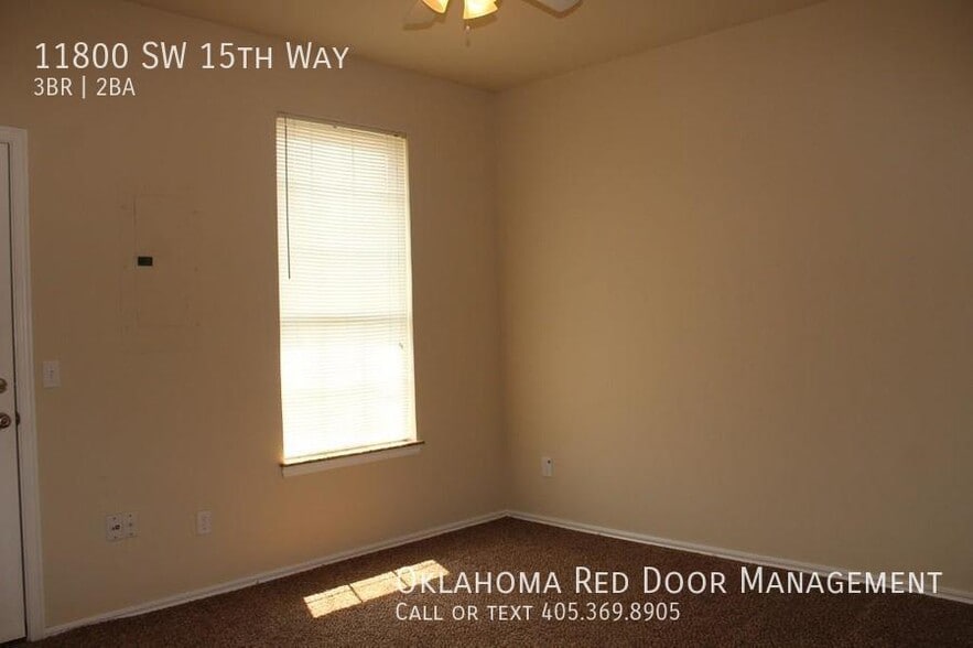 Building Photo - 11800 SW 15th Way
