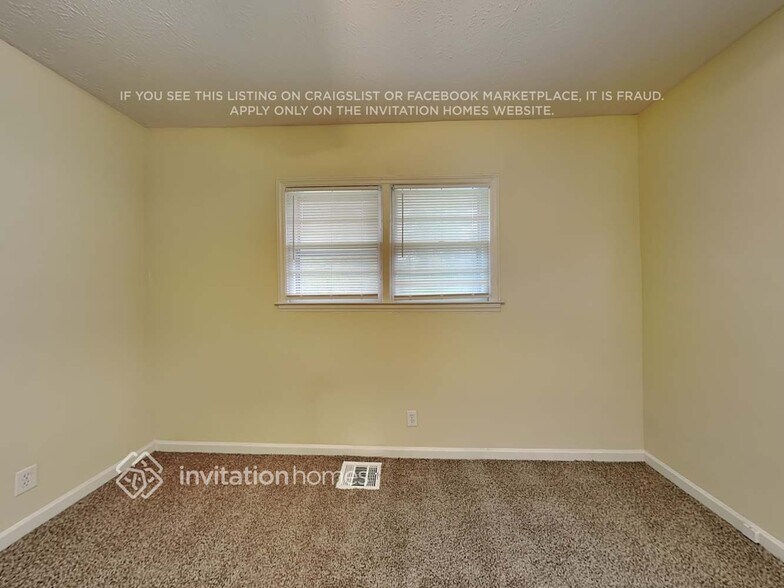 Building Photo - 35 Circle Creek Dr