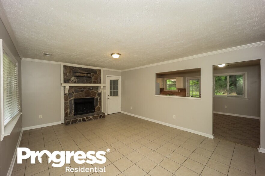 Building Photo - 5539 Hall Cir