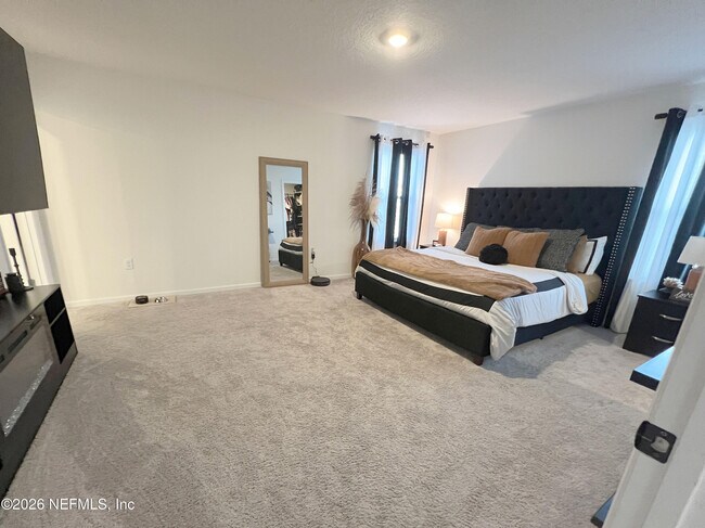 Building Photo - 7223 Hawkes Bnd St