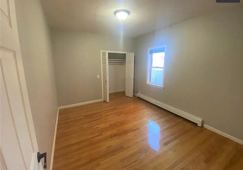 Building Photo - 61 Webster Ave