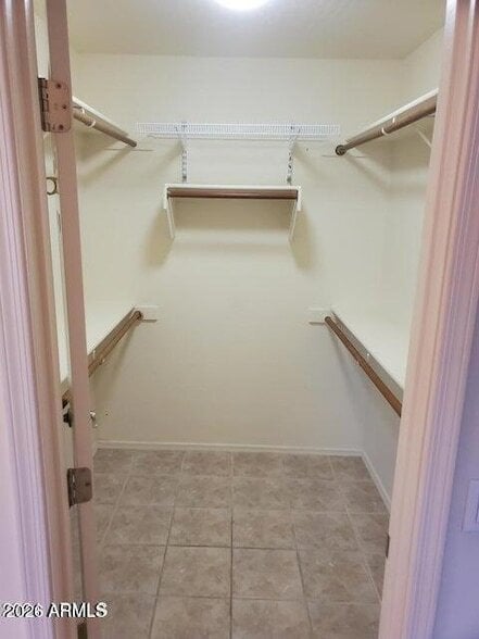 Building Photo - 1848 E Chilton Dr