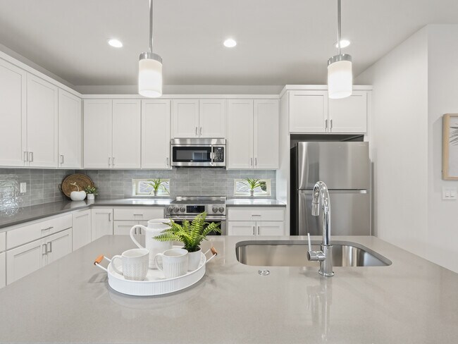 Building Photo - 21 Sherrett