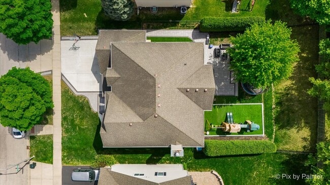 Building Photo - 5919 Chatham Dr