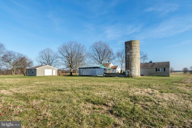 Building Photo - 410 Aldots Ln