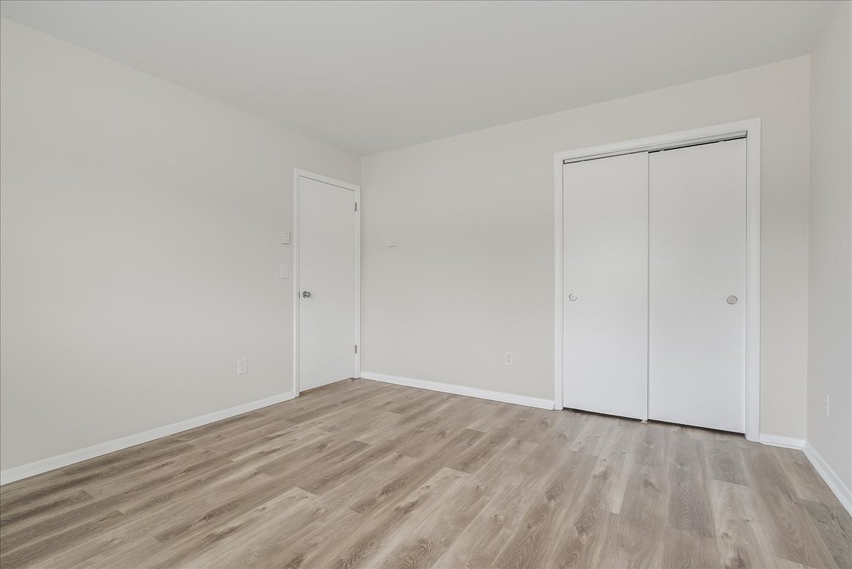 Bedroom 1 - 16 US Highway 206