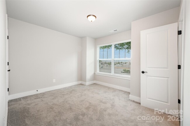 Building Photo - 4118 Salient St
