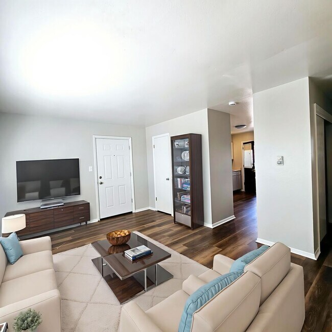 Building Photo - Cozy 2-Bedroom Home in a Peaceful Colorado Springs Neighborhood - ASK ABOUT OUR FLEXIBLE LEASE OP...