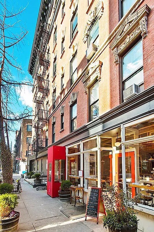 Building Photo - 115 Perry Street