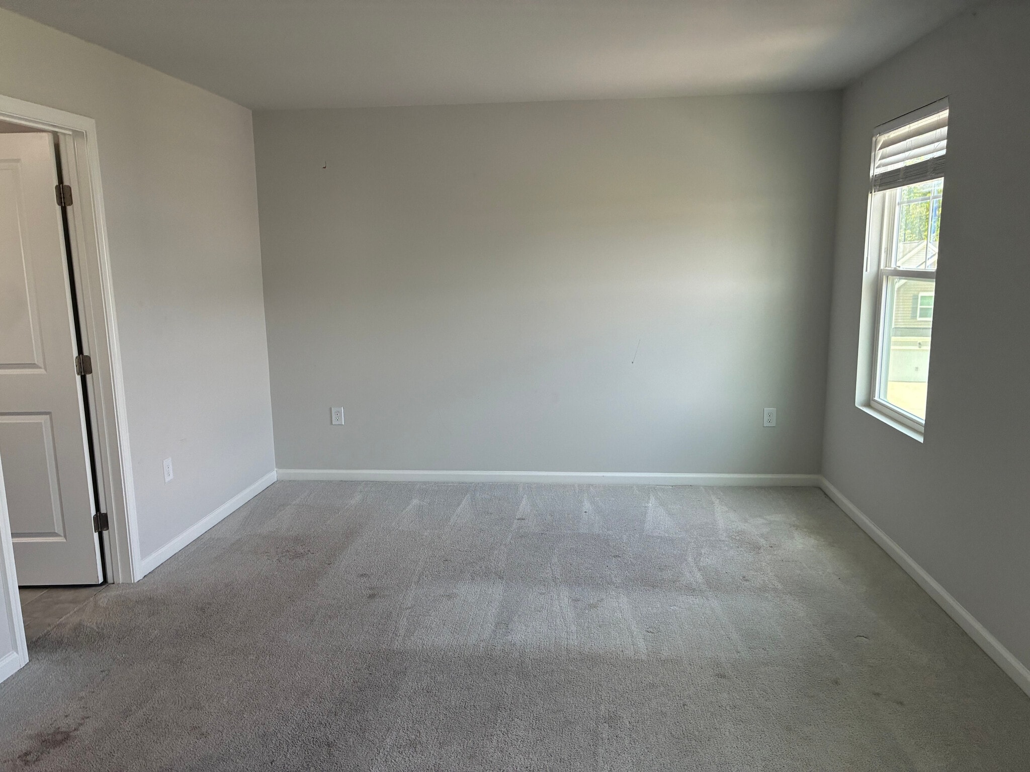 Building Photo - Room in Townhome on Sweet Lilac Wy