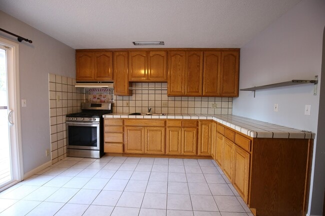 Building Photo - Floresta Gardens San Leandro Ranch Home