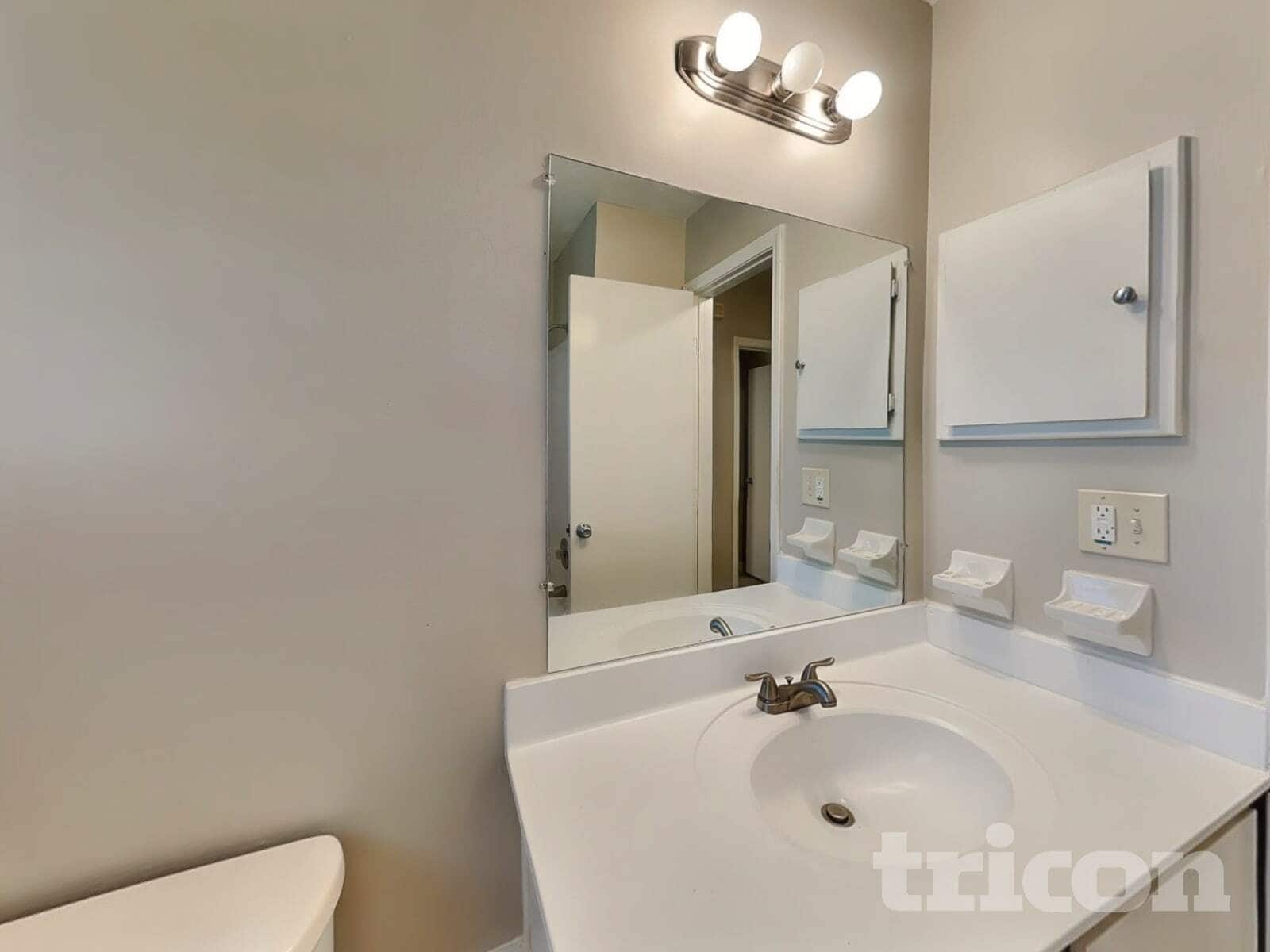 Building Photo - 6169 Charring Cross Ct