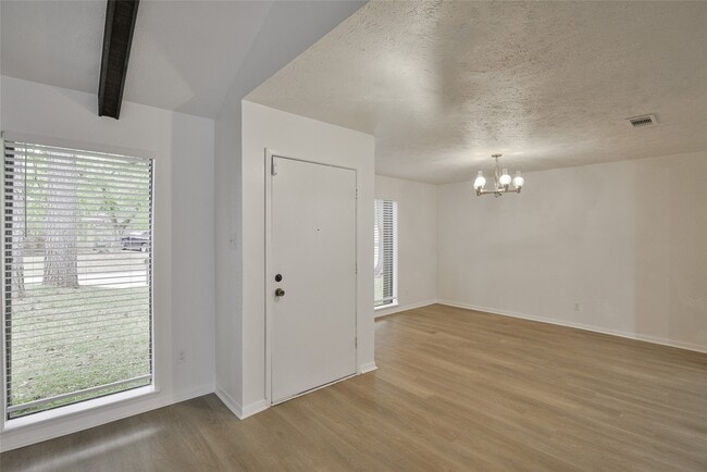 Building Photo - 3206 Cascade Creek Dr