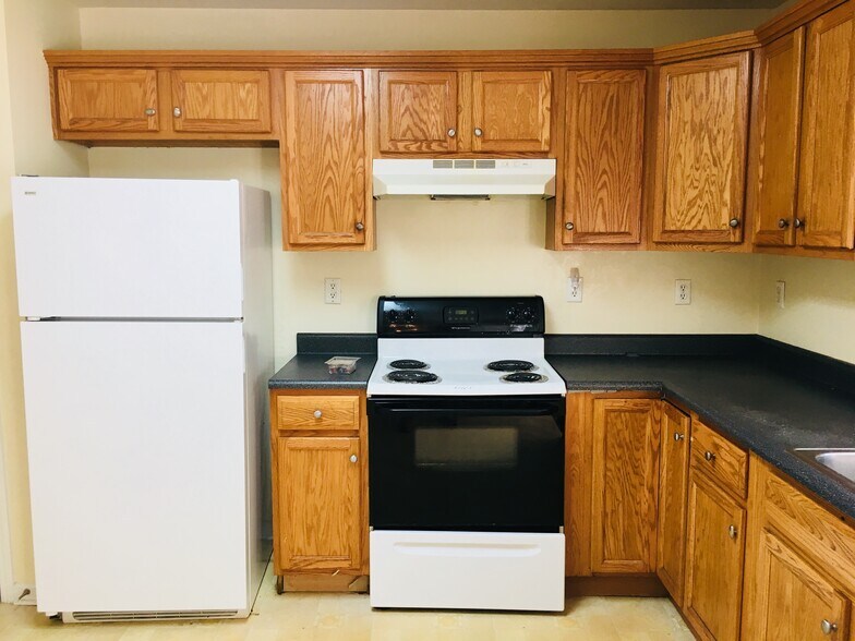 Building Photo - 5022 Lea Ann Way