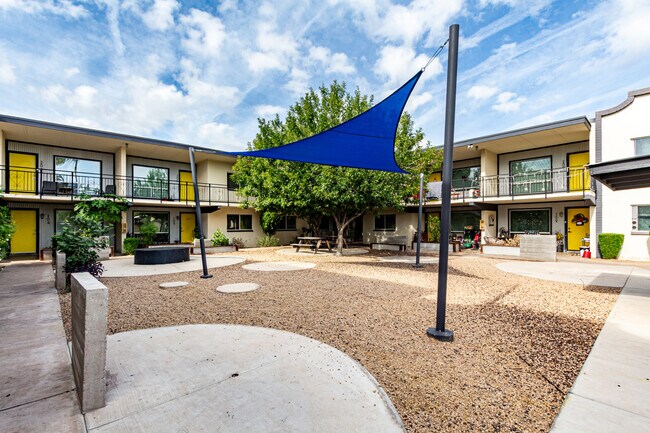 Building Photo - Forte