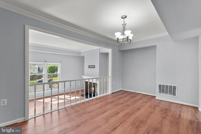 Building Photo - 9130 Bobwhite Cir