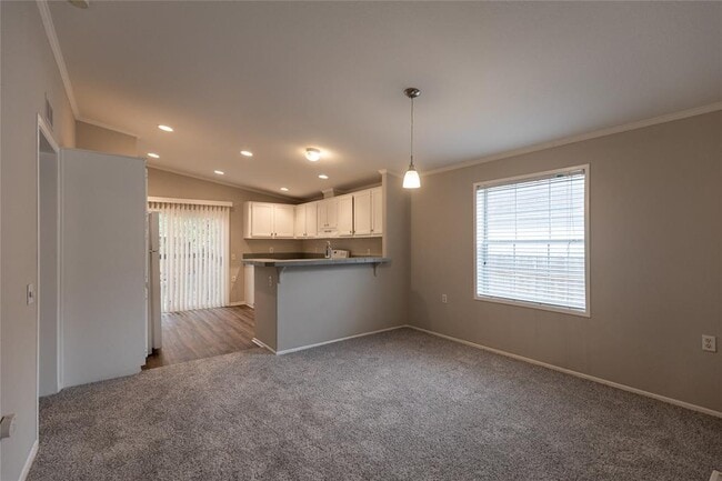 Building Photo - 4612 Blue Meadow Dr