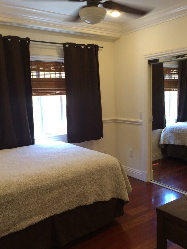 Building Photo - 4641 W 162nd St