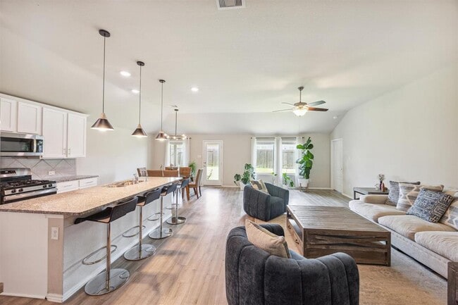Building Photo - 6414 Fiddlewood Thicket Ln