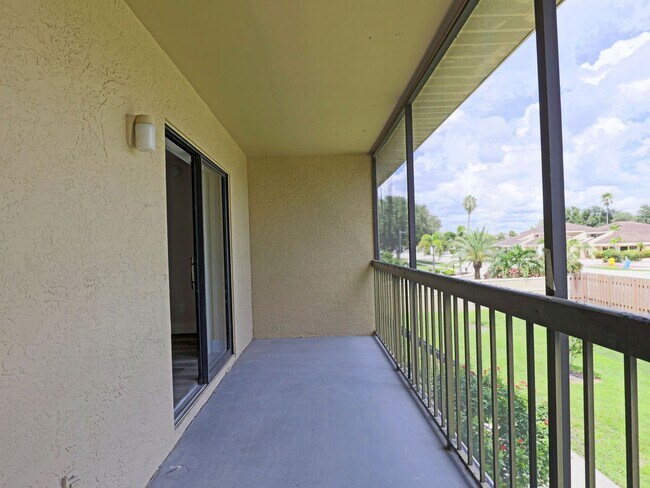 Building Photo - Mystic Gardens 5303-315 Summerlin Rd Fort ...
