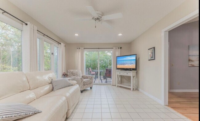 Building Photo - 3x2 Fairfield Harbour Dream Home in Birdland!