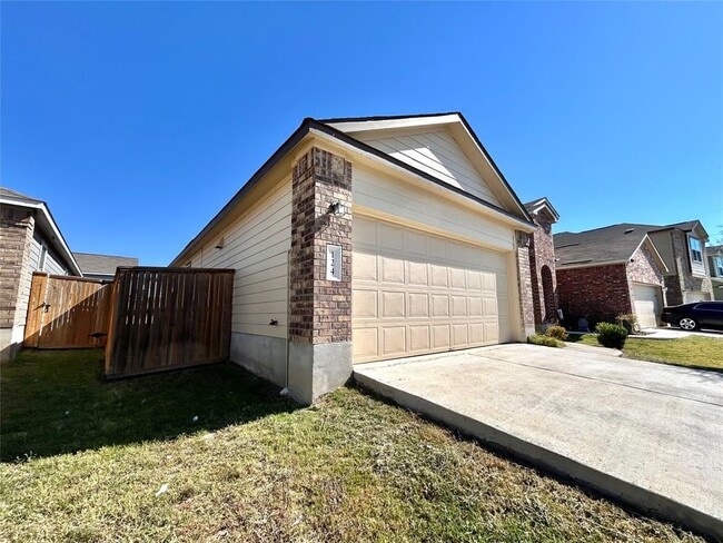 Building Photo - 124 Bronco Billy Dr