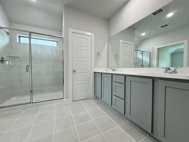 Building Photo - 3705 Ray Roberts Dr