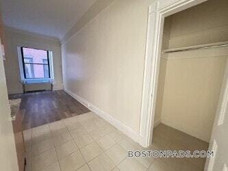 Building Photo - 62 Boylston St