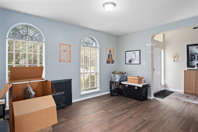 Building Photo - "FREE 2 WEEKS RENT! Spacious 4-Bedroom Oasis with 3.5 Baths at Harker Heights - 3,070 Sq Ft of Co...