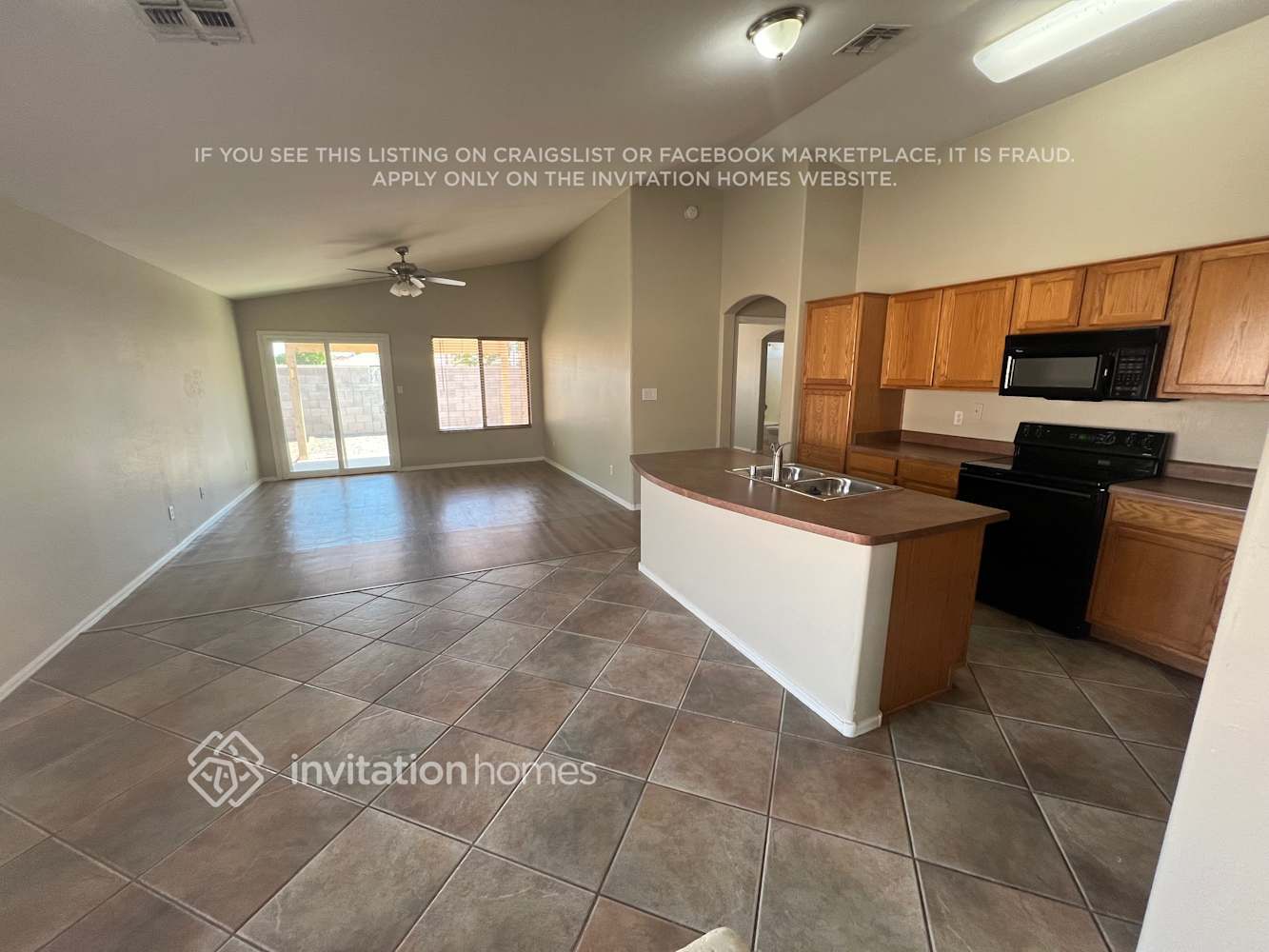 Building Photo - 15021 N Gil Balcome Ct